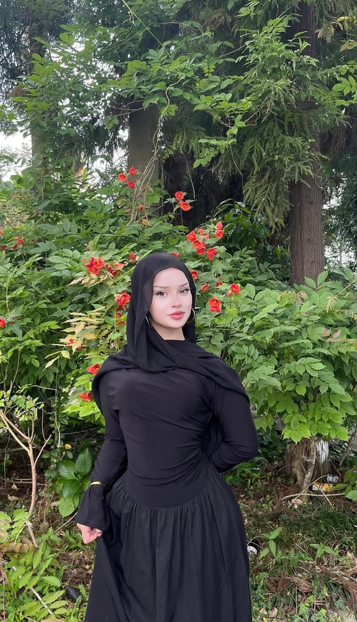 Çayan Bence Her Kadın Güzel Escort Bayan Deren