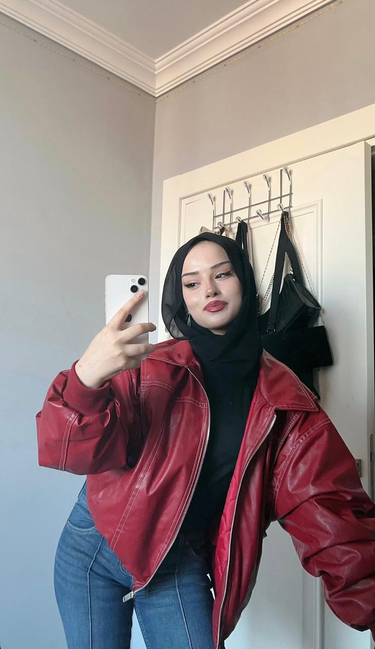 Sarıyer Gerçek Bayan Bayan Escort Neval