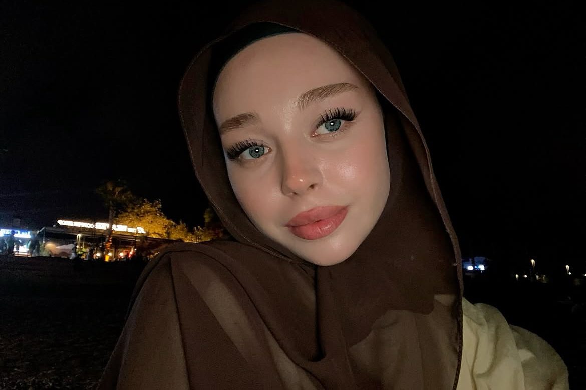 Bağyaka Güzel Gülüşlü Partner Bayan Escort Emel
